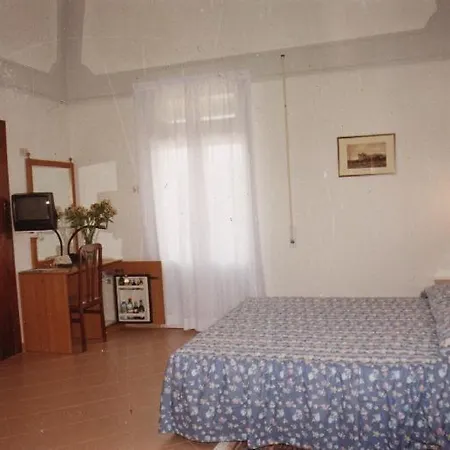 Hotel Castello 3*