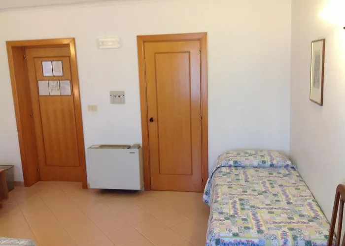 Castello מלון 3*