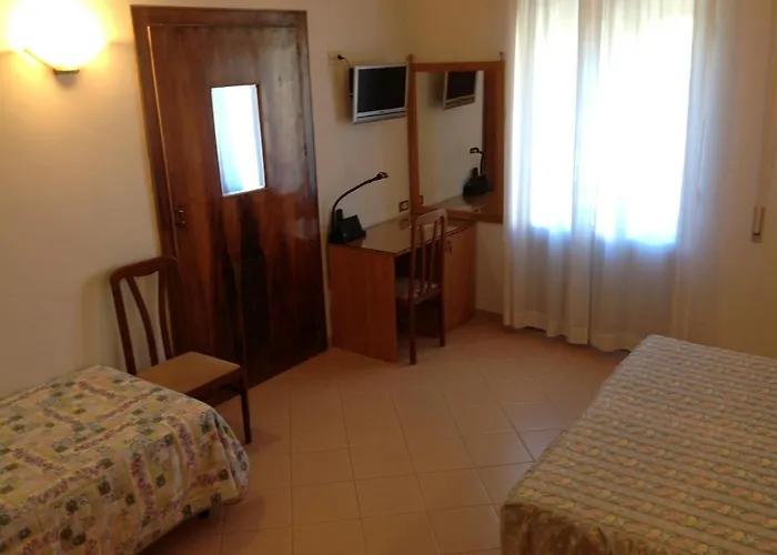 Castello מלון 3*