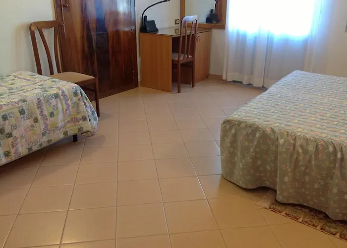 Castello 3* מסניה